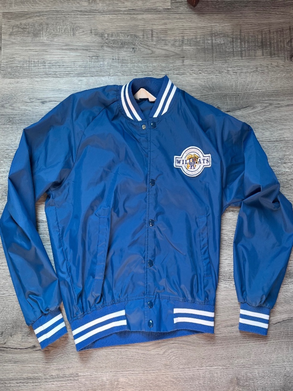 vtg chalk line kentucky wildcats jacket blue size Large nylon button bomber